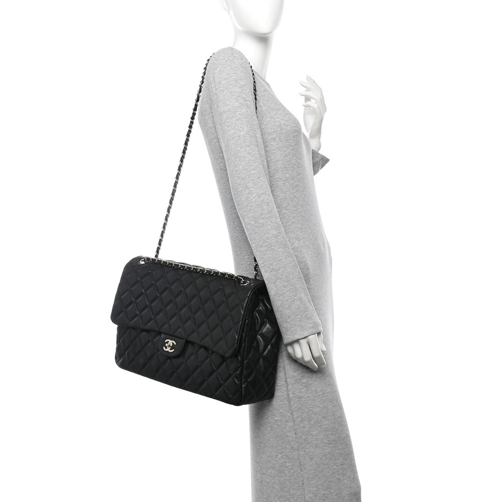 Caviar Quilted XXL Travel Flap Bag Black