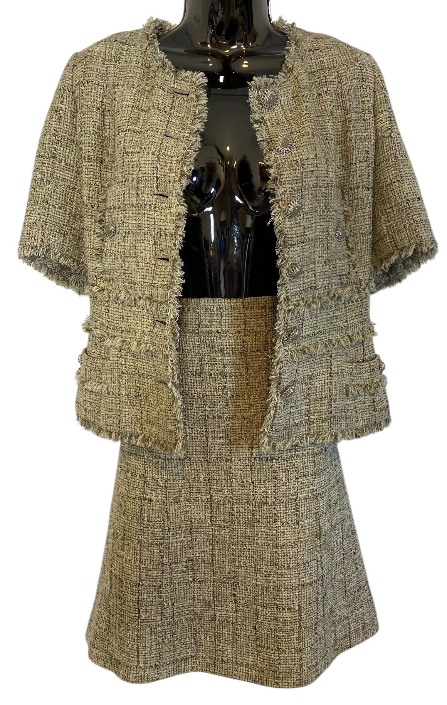 Chanel 10P Fantasy Tweed Beige Metallic Gold Jacket Skirt Suit Set FR 42/44