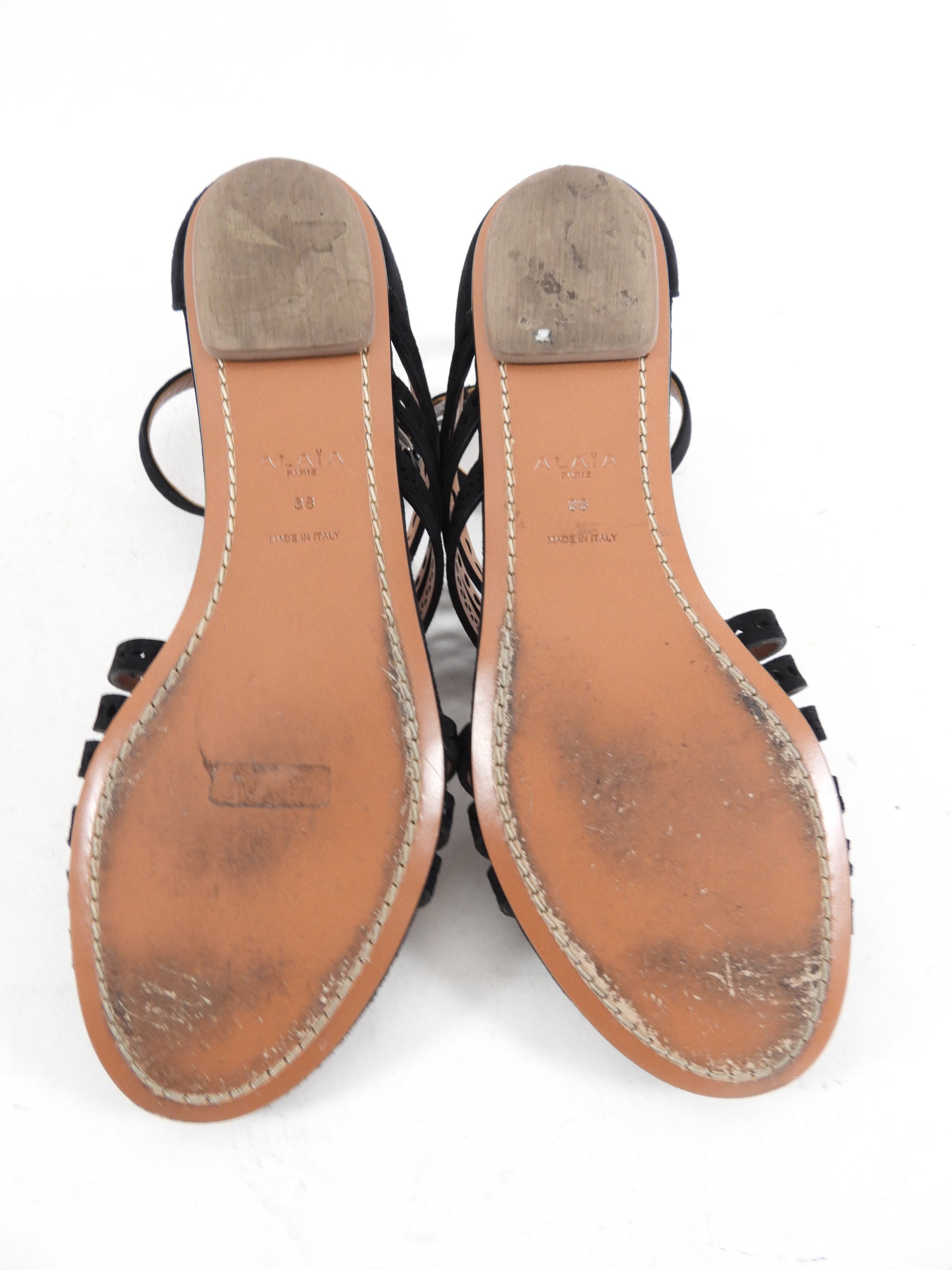 Alaia Black Suede Flat T-strap Sandals - 38 / 8.5