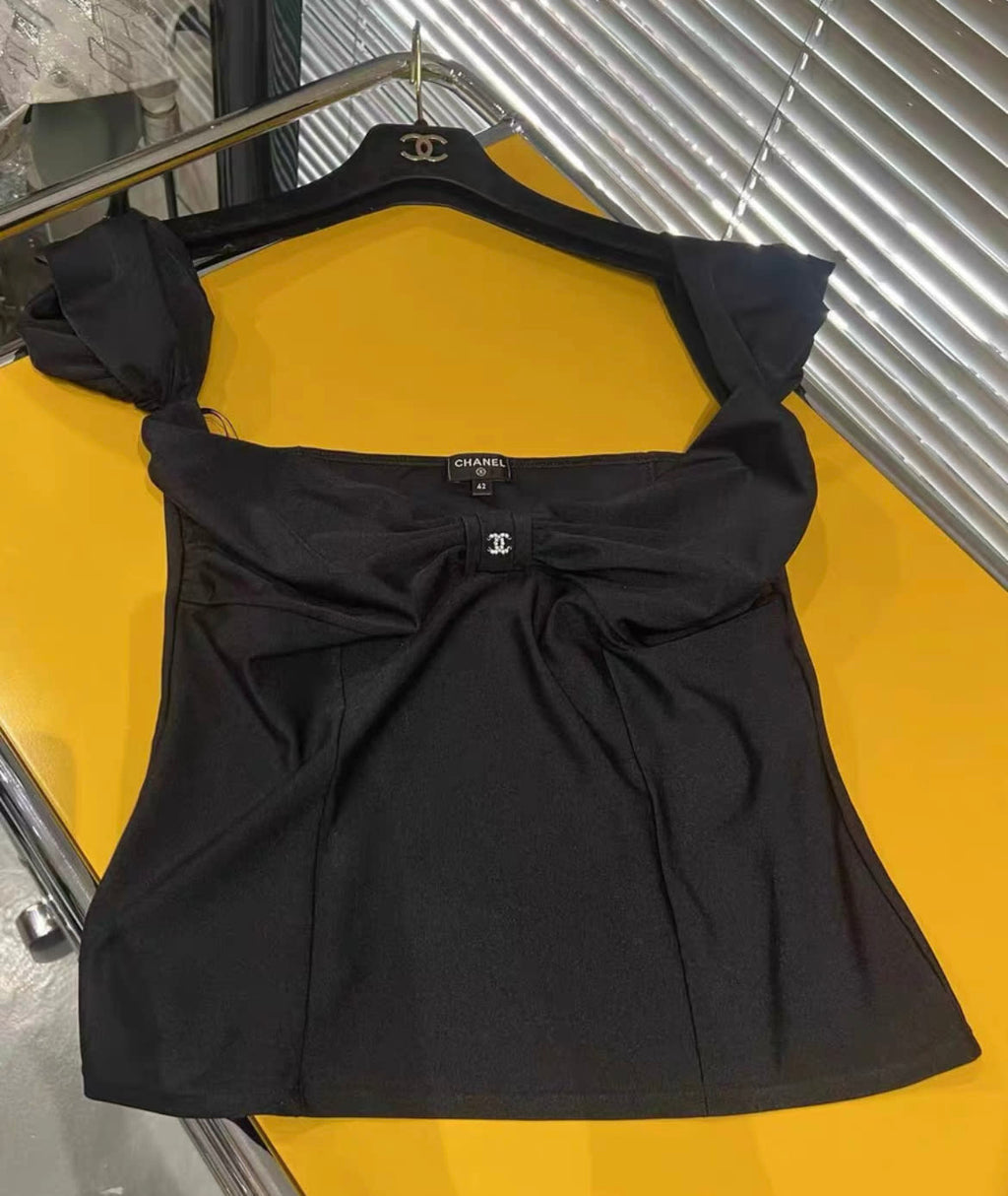Chanel 23S Popular Bowknot Off Shoulder Slim Fit Top Size 42