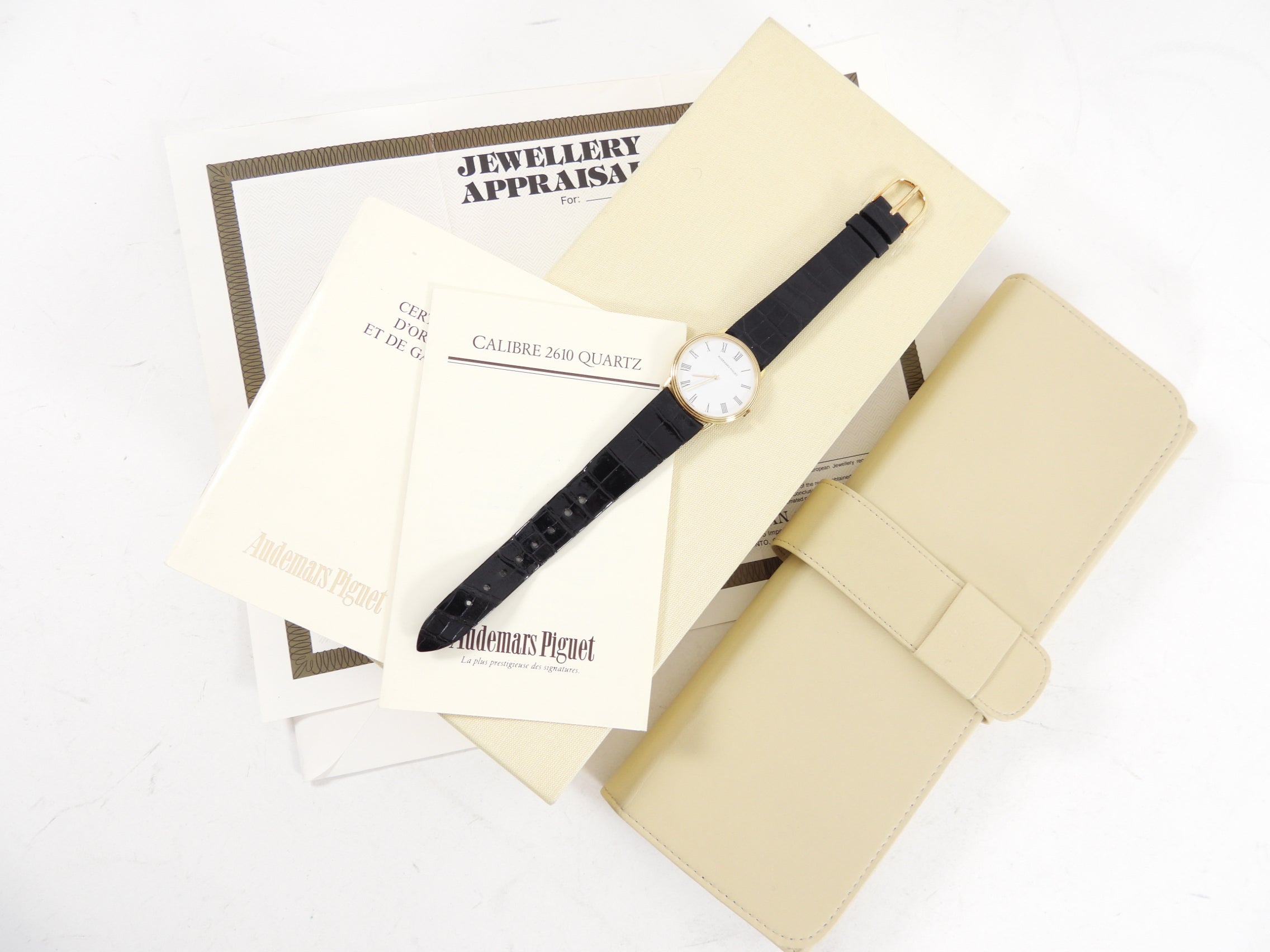 Audemars Piguet Vintage 1989 18k Gold 31mm Classic Wrist Watch