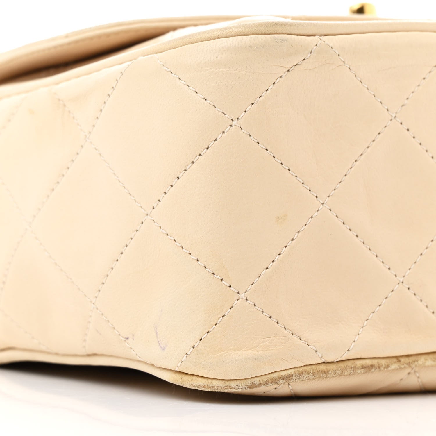 Lambskin Quilted Tassel Flap Camera Case White