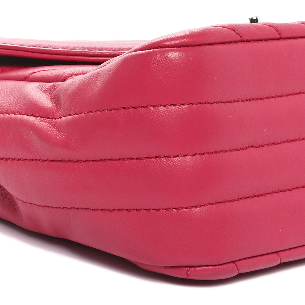 Lambskin Chevron Medium Single Flap Fuchsia