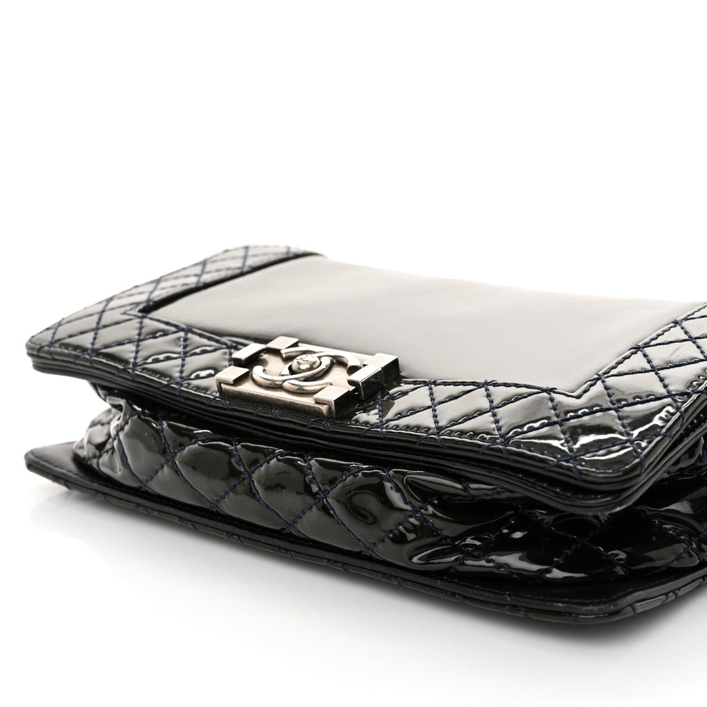 Patent Medium Boy Reverso Flap Black