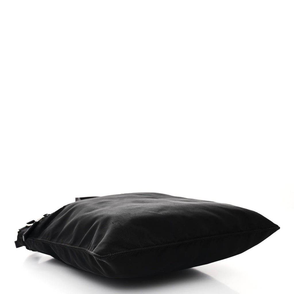 Nylon Vela Flat Messenger Bag Black