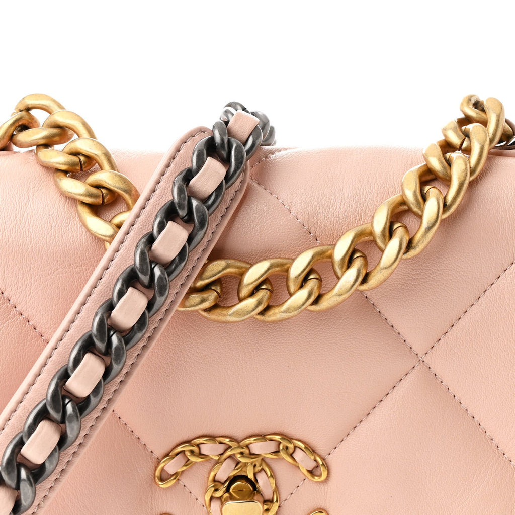 Lambskin Quilted Medium Chanel 19 Flap Pink