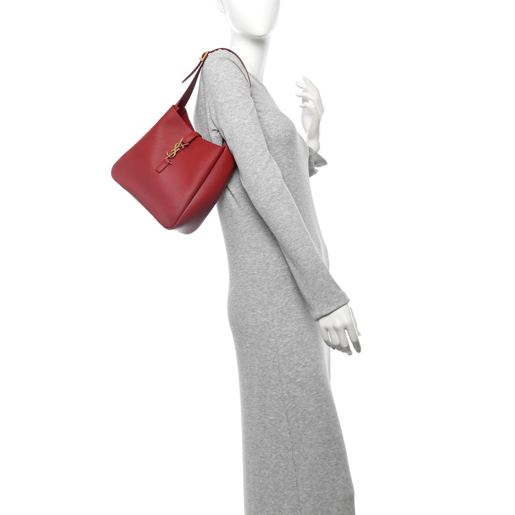 Smooth Calfskin Small Le 5 A 7 Soft Hobo Red Danger