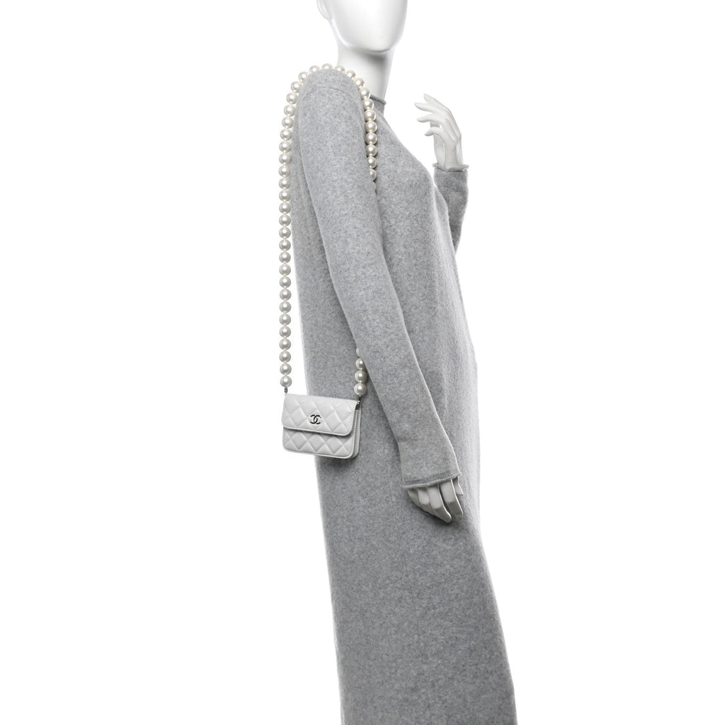 Iridescent Calfskin Quilted Mini Maxi Pearls Wallet On Chain WOC White