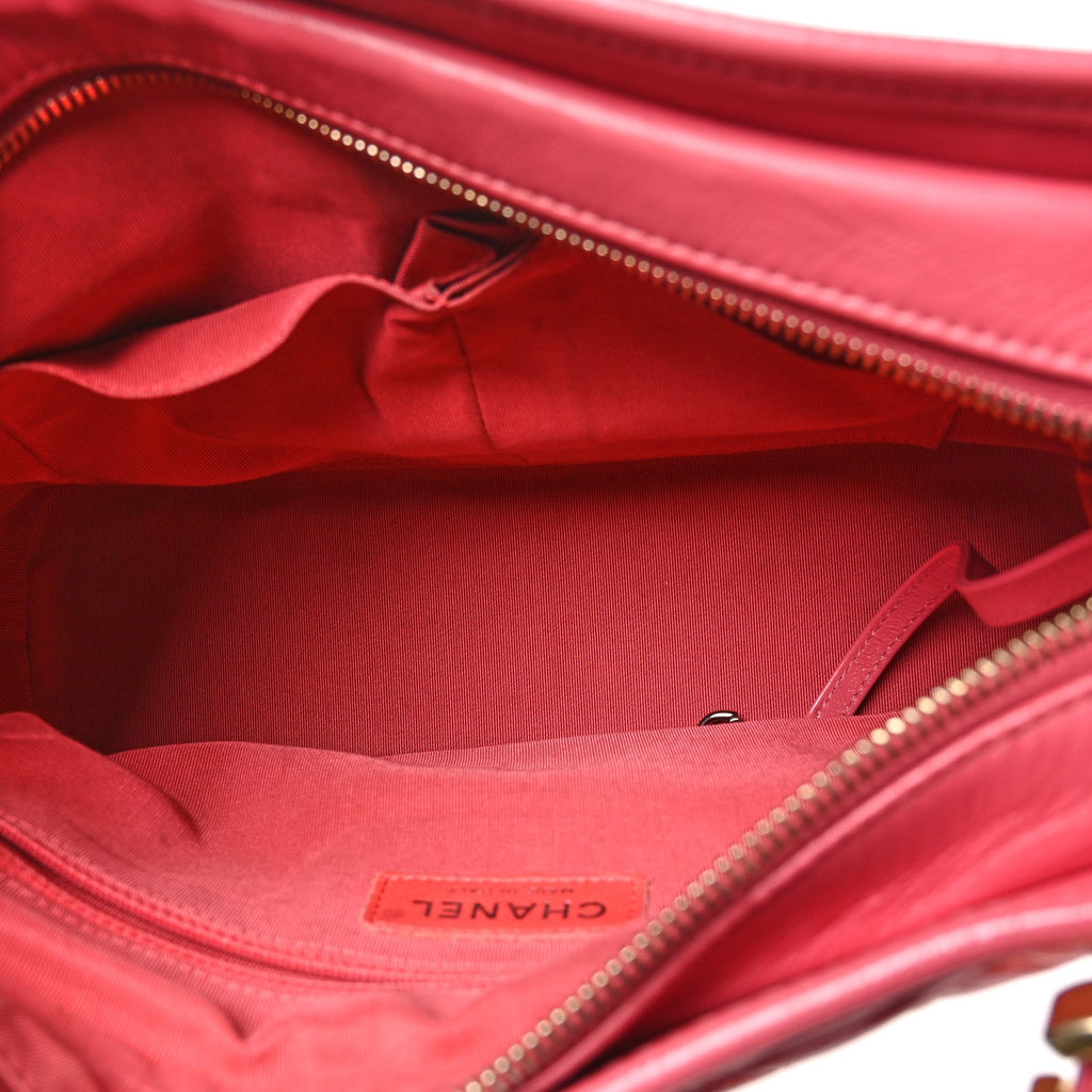 Aged Calfskin Quilted Medium Gabrielle Hobo Pink