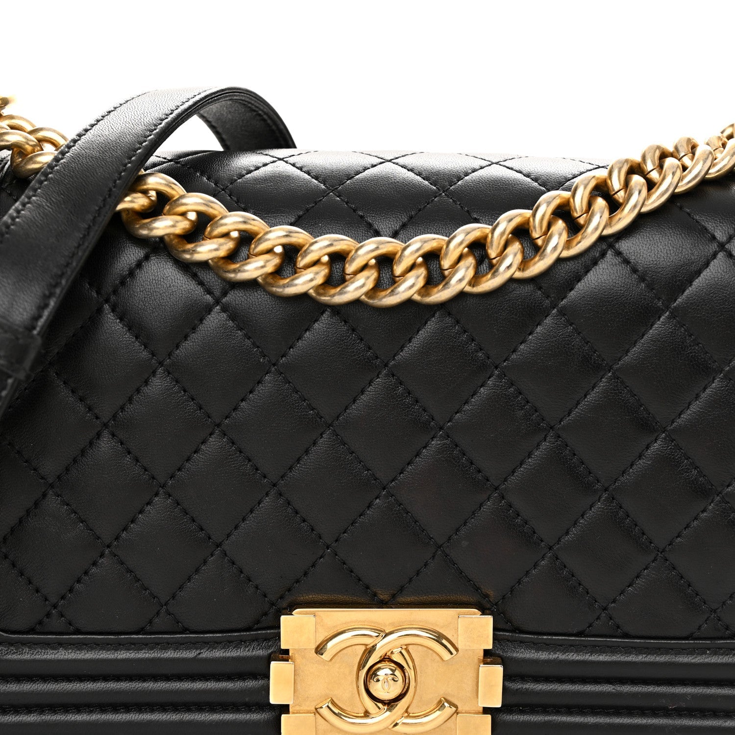 Lambskin Quilted Medium Boy Flap Black