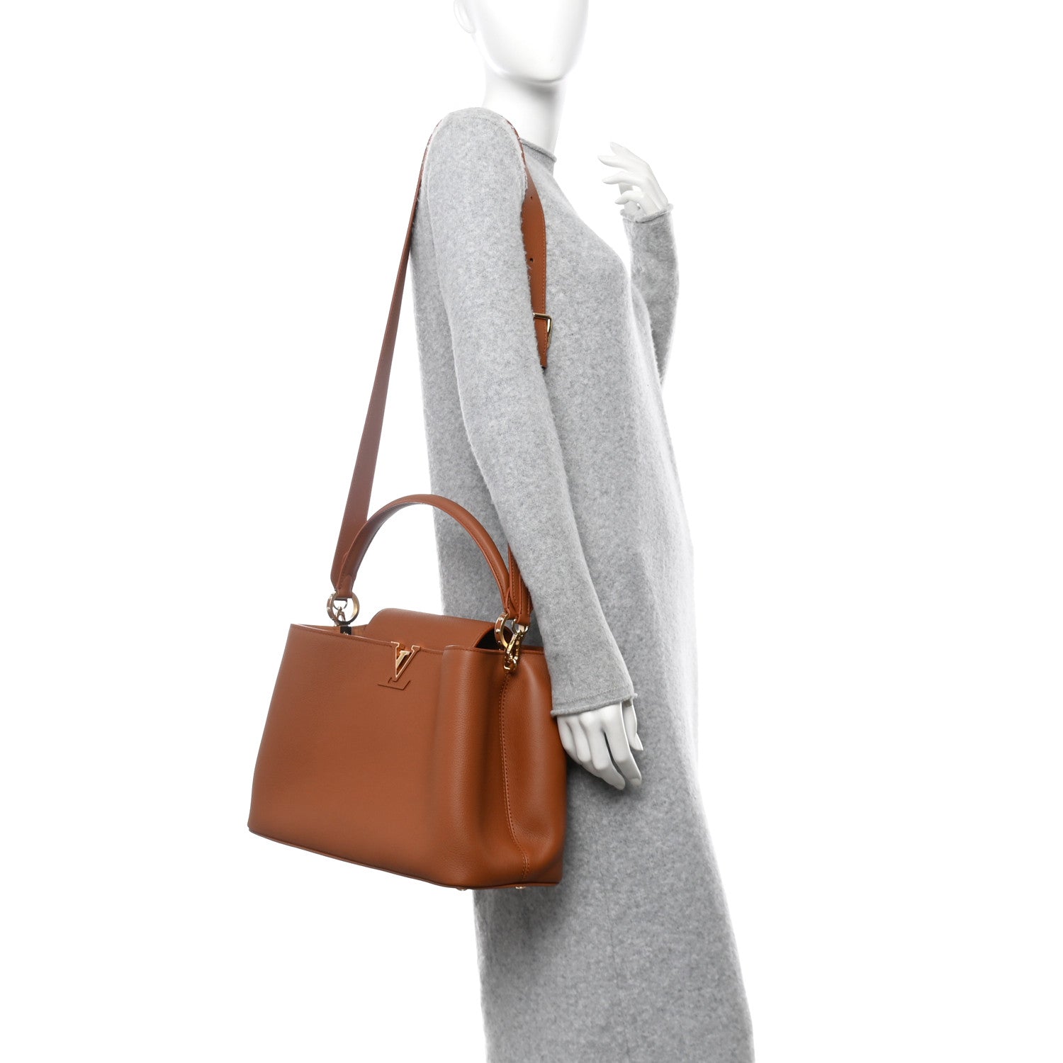 Smooth Grained Calfskin Capucines GM Souple Cognac