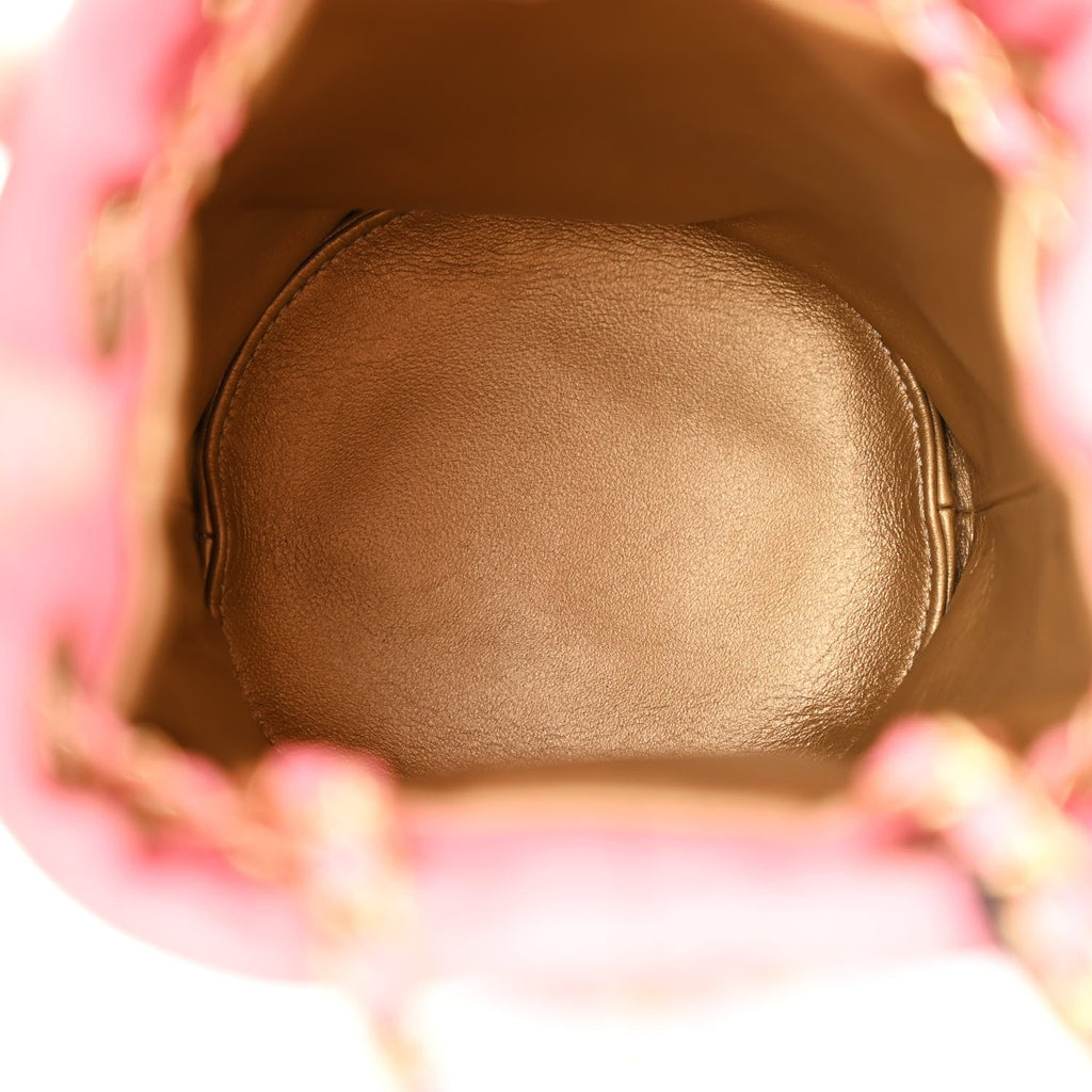 Lambskin Quilted Pearl Crush Drawstring Bag Pink
