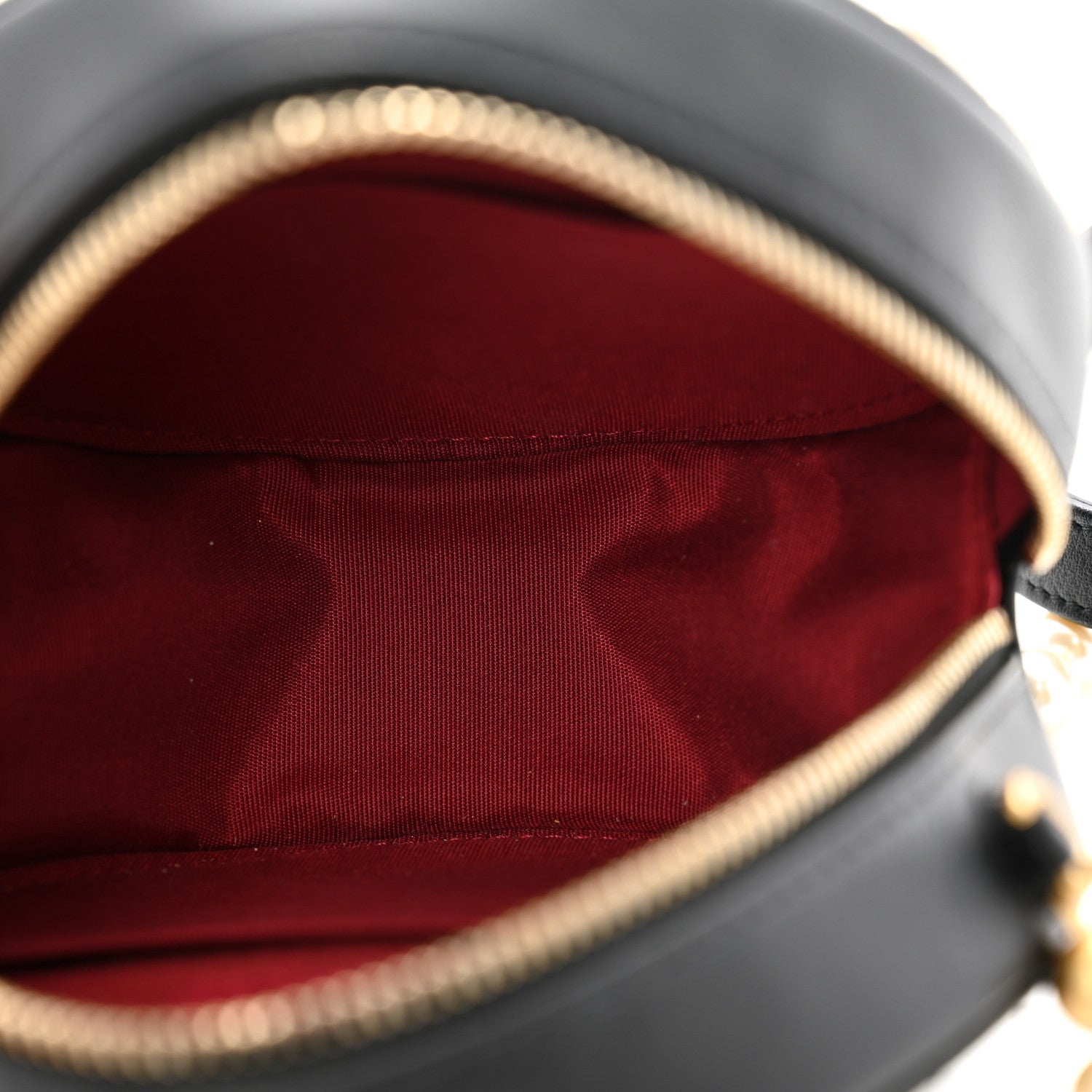 Lambskin Quilted Pearl Chain Round Clutch With Chain Black