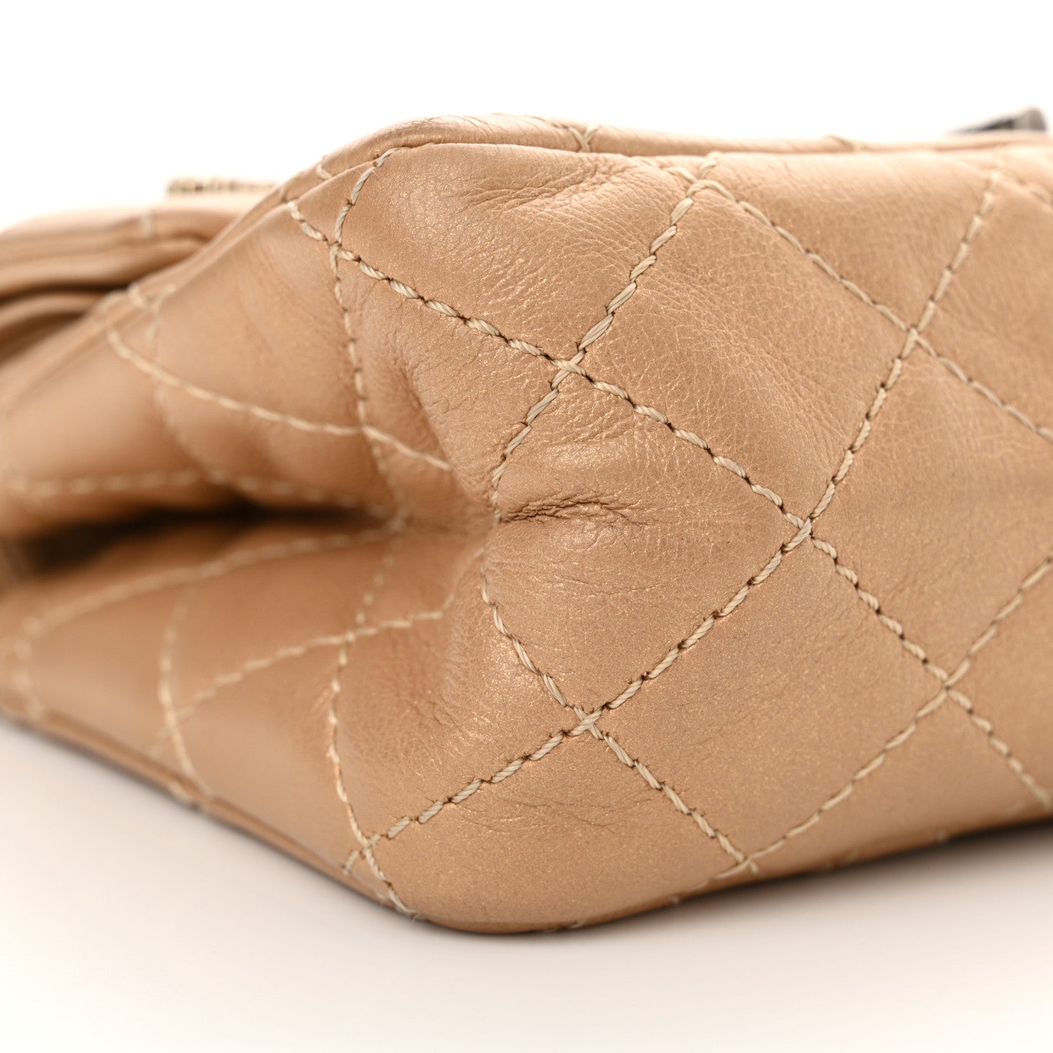 Metallic Calfskin Quilted Lucky Charms 2.55 Reissue 224 Flap Gold