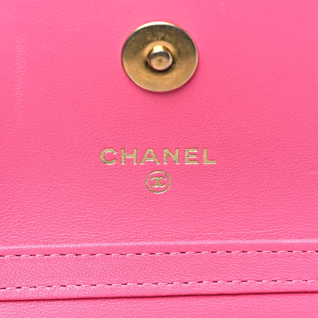 Lambskin Enamel Quilted Coco Hearts Clutch With Chain Pink