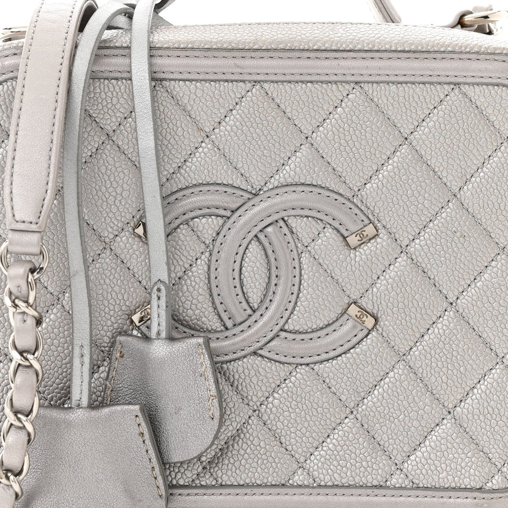 Metallic Caviar Quilted Medium CC Filigree Vanity Case Silver