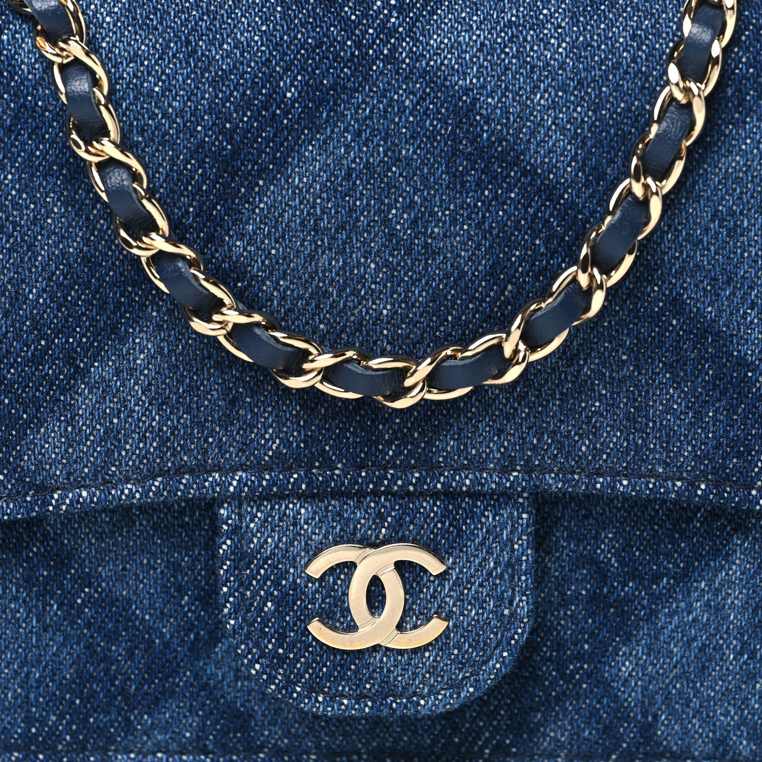 Printed Denim Quilted  Holder On Chain  Dark Blue