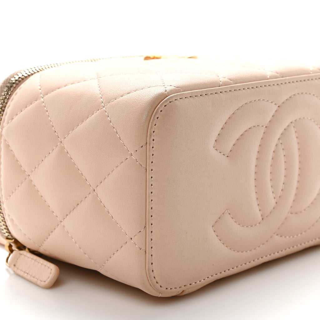 Lambskin Quilted Sweet Camellia Small Vanity Case With Chain Pink