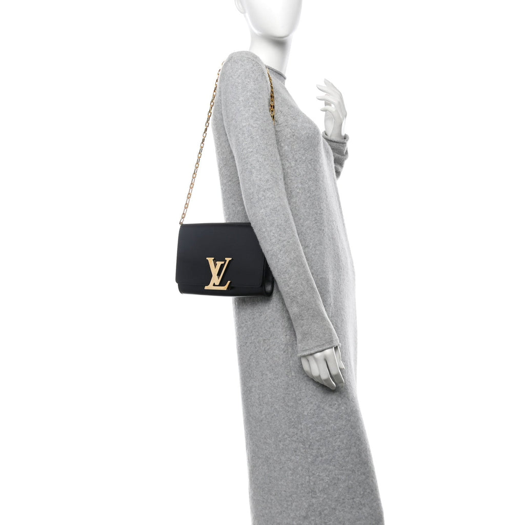 Calfskin Chain Louise GM Black