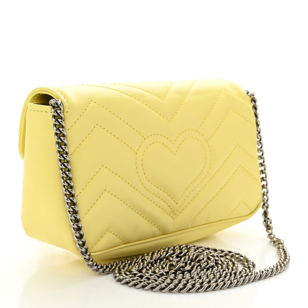 Calfskin Matelasse Super Mini GG Marmont Shoulder Bag Banana