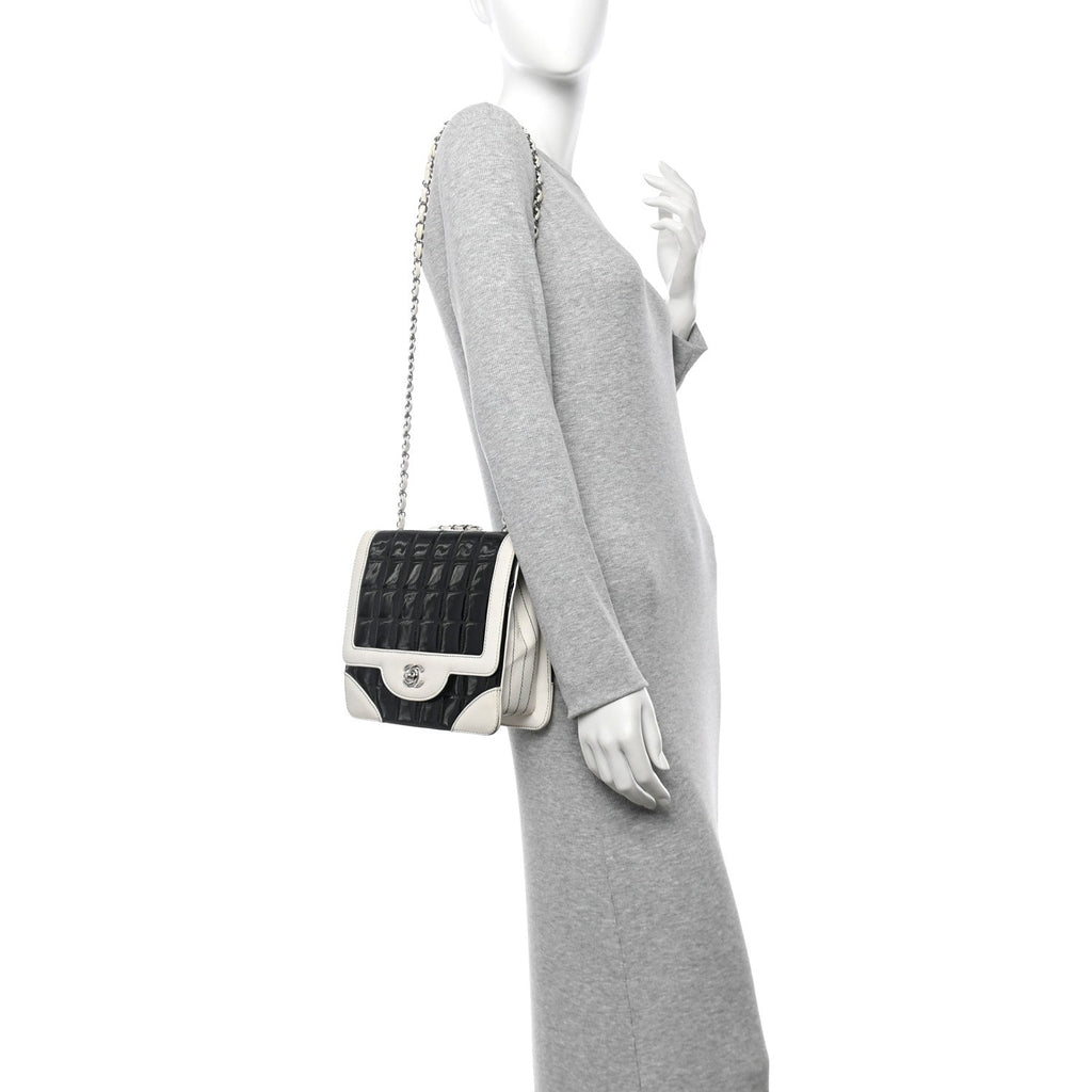 Lambskin Patent Chocolate Bar Flap Black White