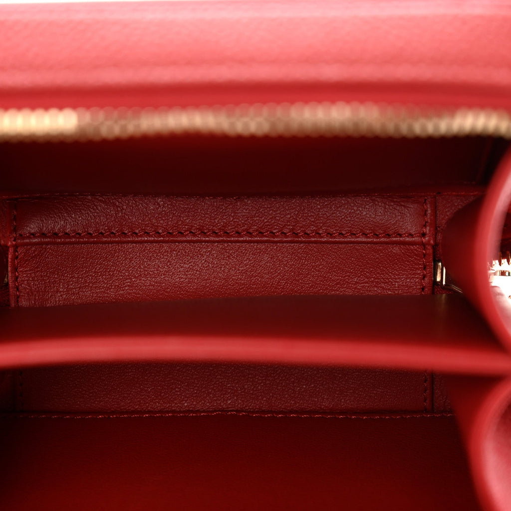 Caviar Quilted Small CC Filigree Vanity Case Red