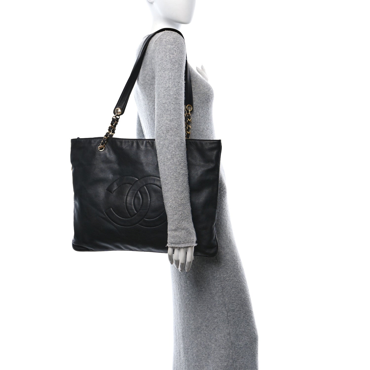 Lambskin Timeless CC Shoulder Bag Black