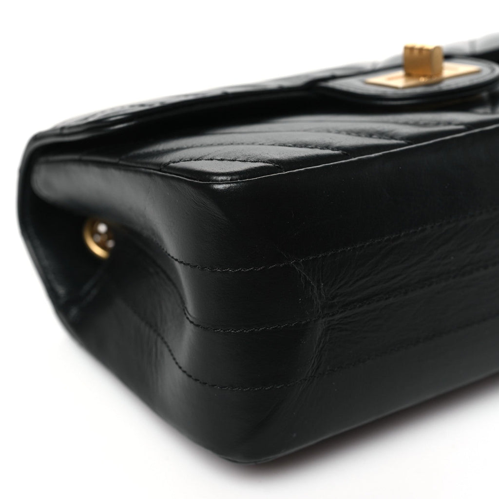 Aged Calfskin Chevron Quilted 2.55 Reissue Mini Flap Black
