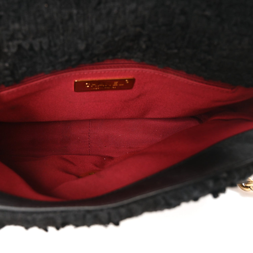 Tweed Quilted Medium Chanel 19 Flap Black