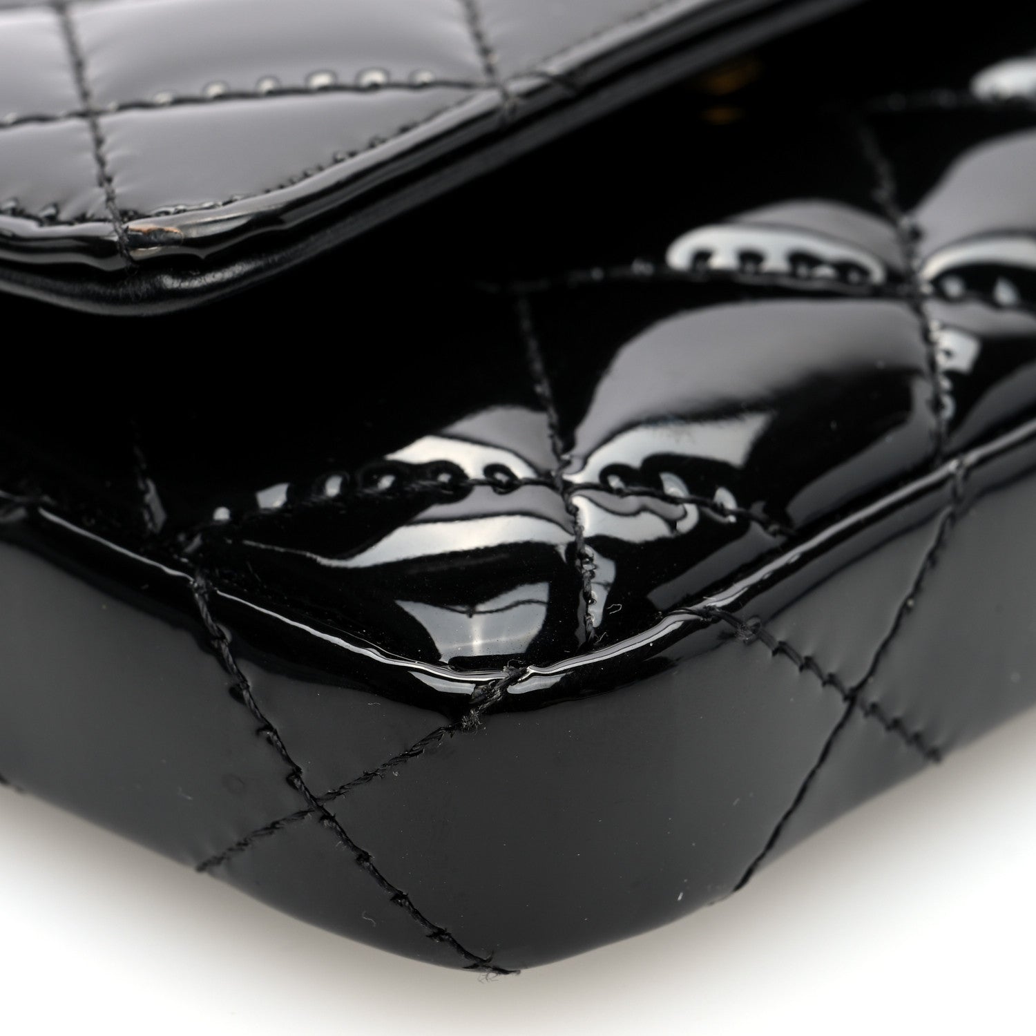 Patent Enamel Quilted Coco Hearts Clutch With Chain Black