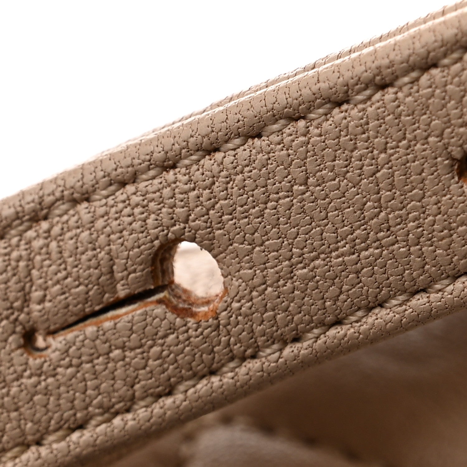 Shiny Sheepskin Quilted Small Trapezio Flap Beige
