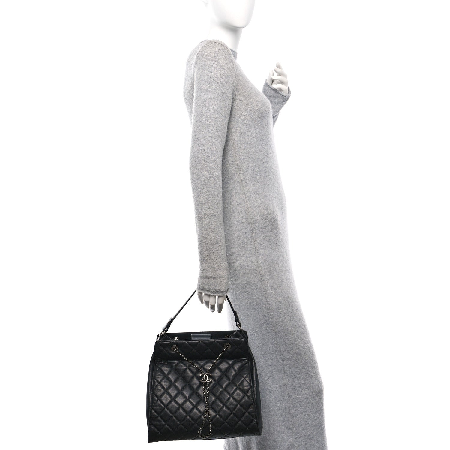 Caviar Quilted Large CC Bucket Bag Black