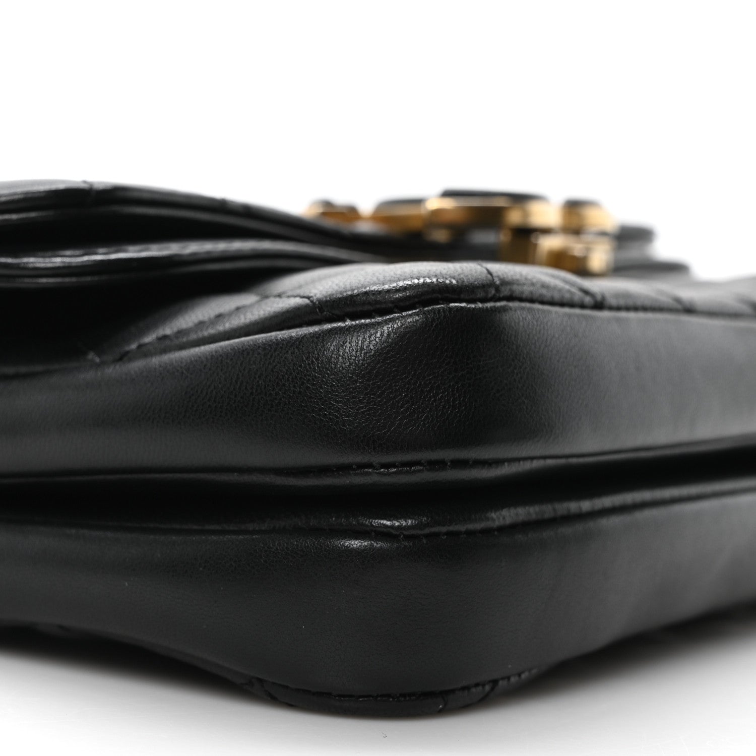 Lambskin Quilted Small CC Chic Flap Black