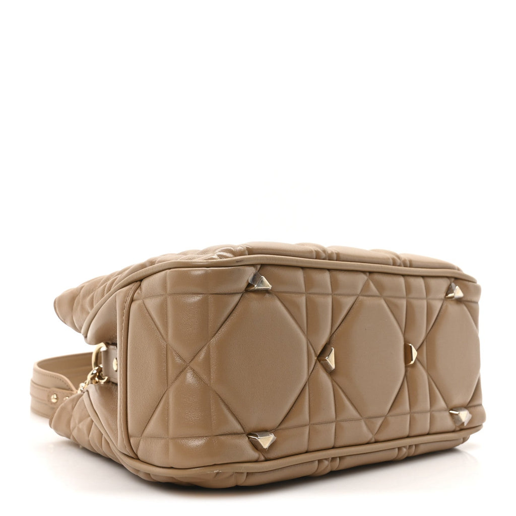 Calfskin Cannage Small The Lady 95.22 Beige
