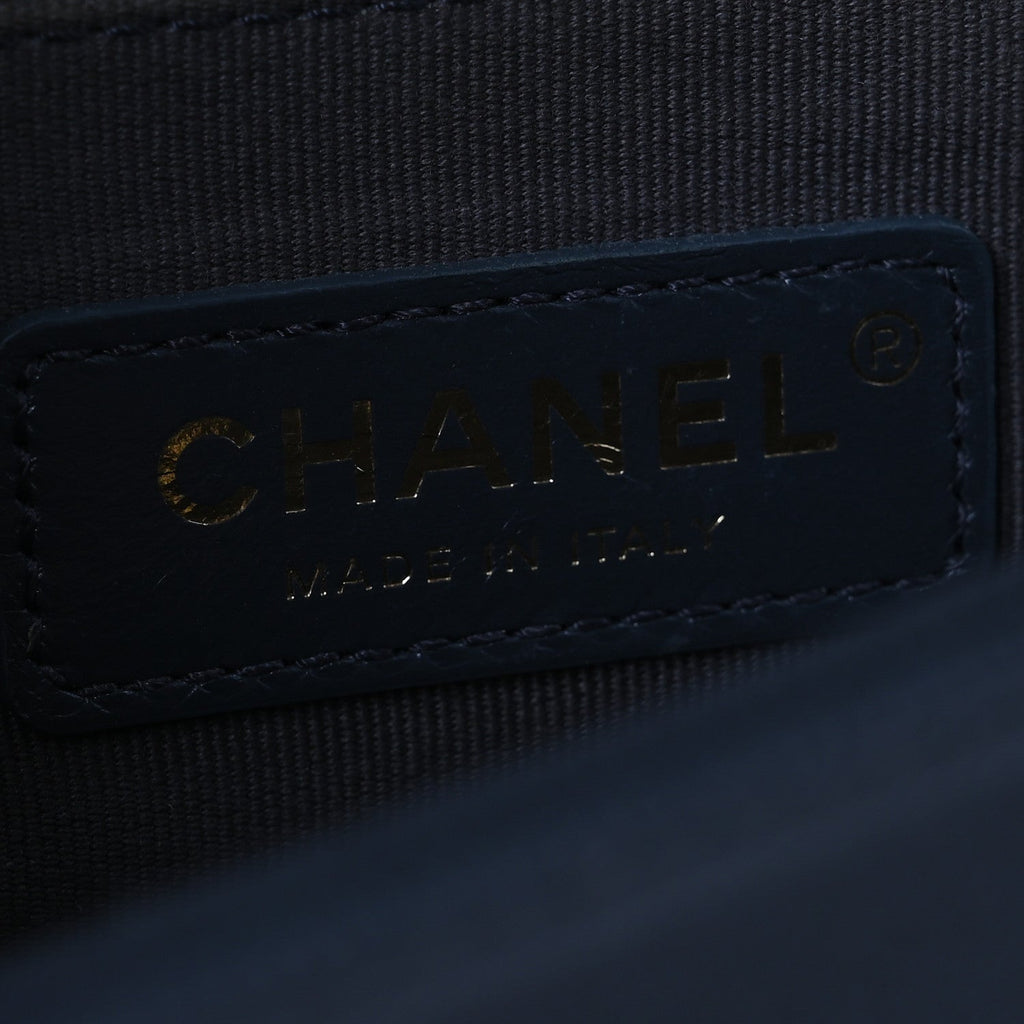 Caviar Chevron Quilted Medium Boy Flap Dark Grey