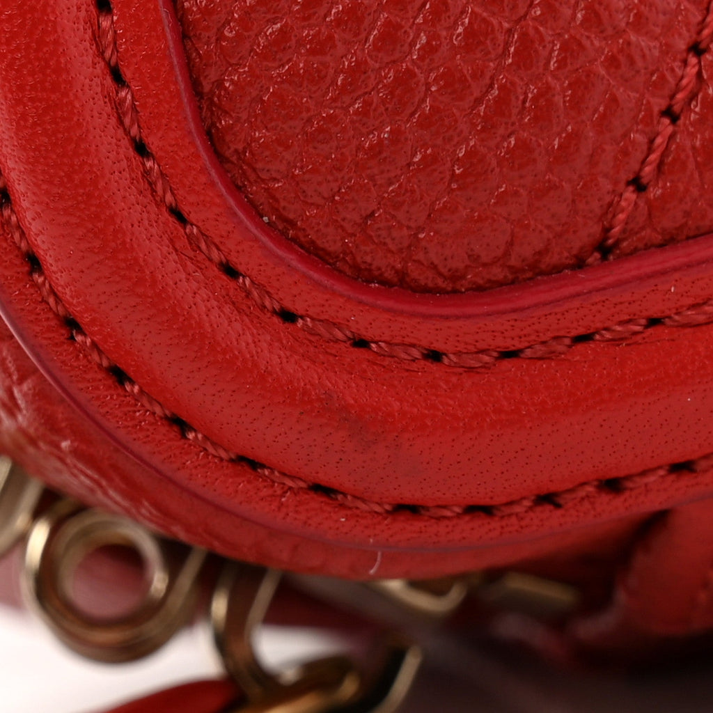 Caviar Quilted Small CC Filigree Vanity Case Red