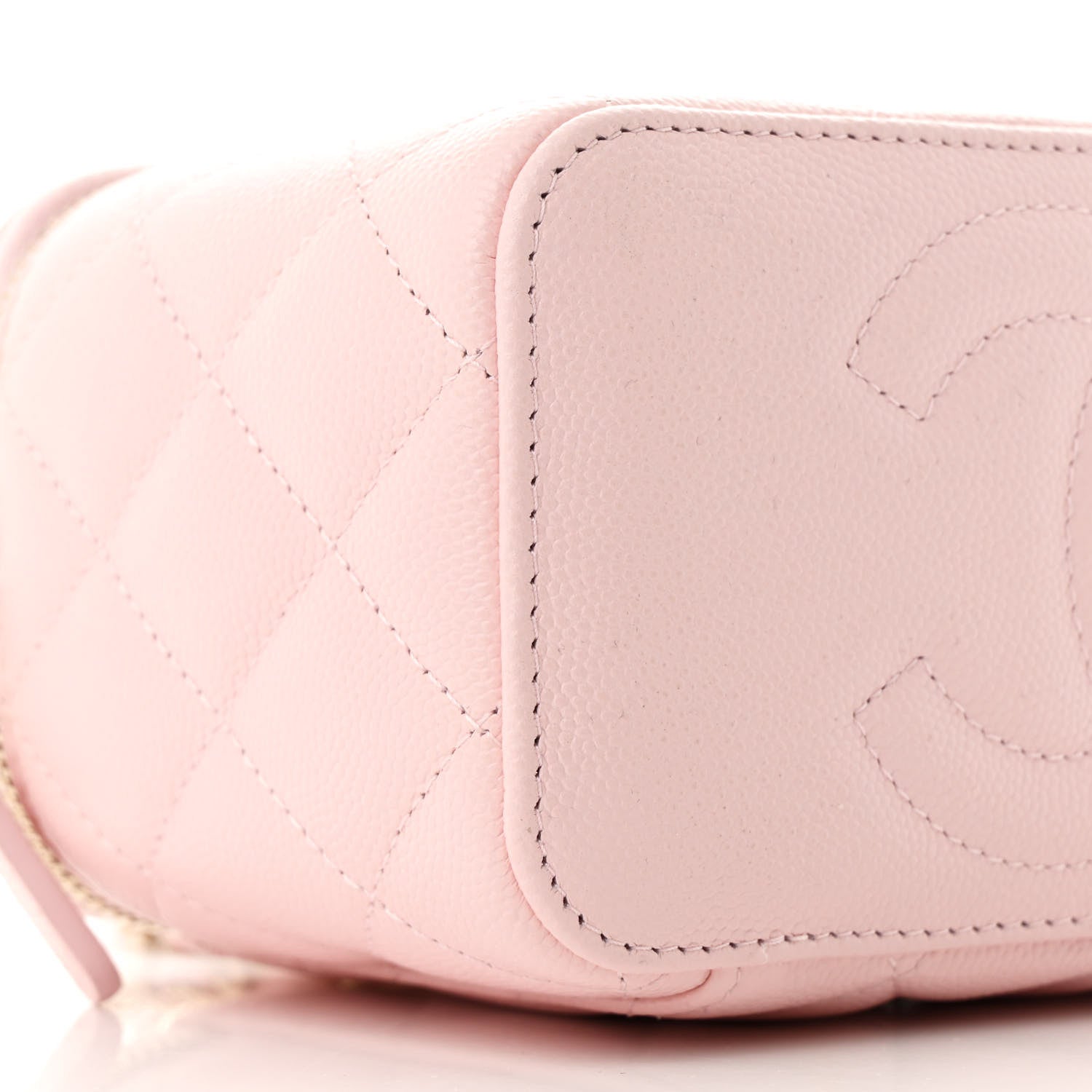 Caviar Quilted Small Vanity Case With Chain Light Pink