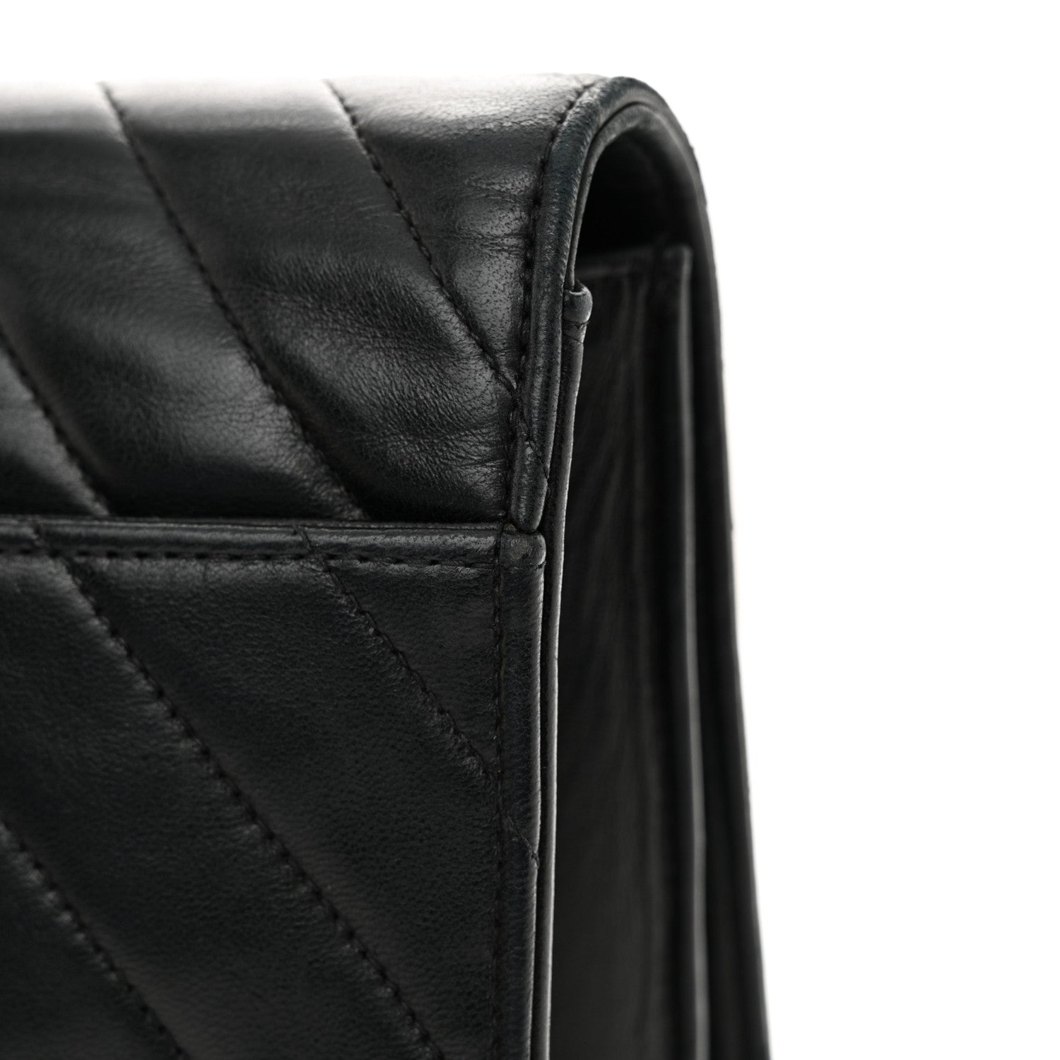 Lambskin Chevron Quilted Flap Black