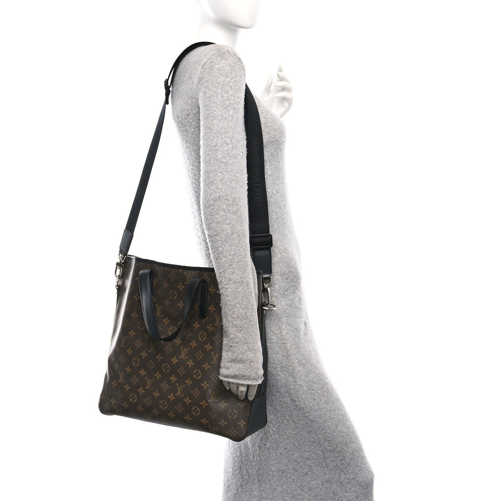 Monogram Macassar Davis