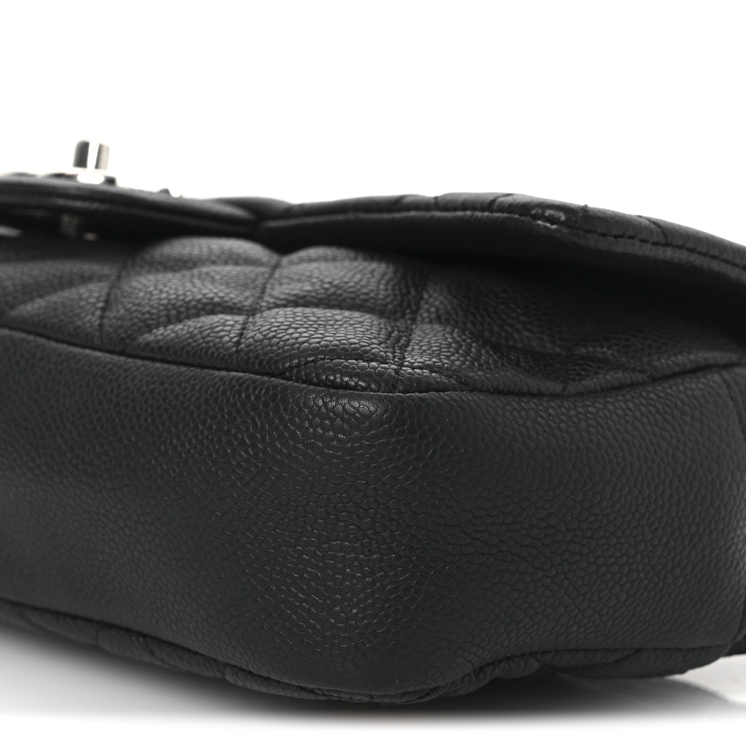 Caviar Quilted Medium Easy Flap Black