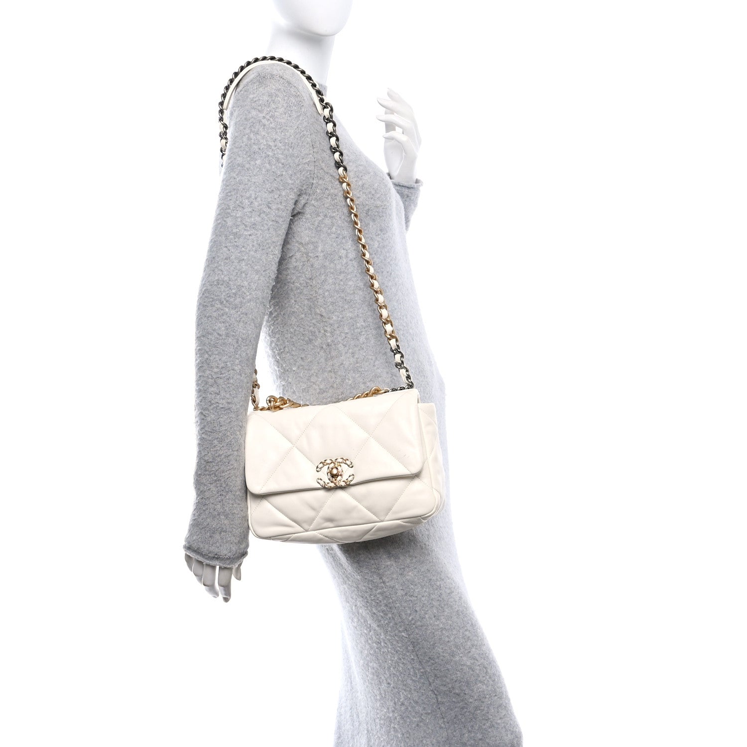 Lambskin Quilted Medium Chanel 19 Flap White
