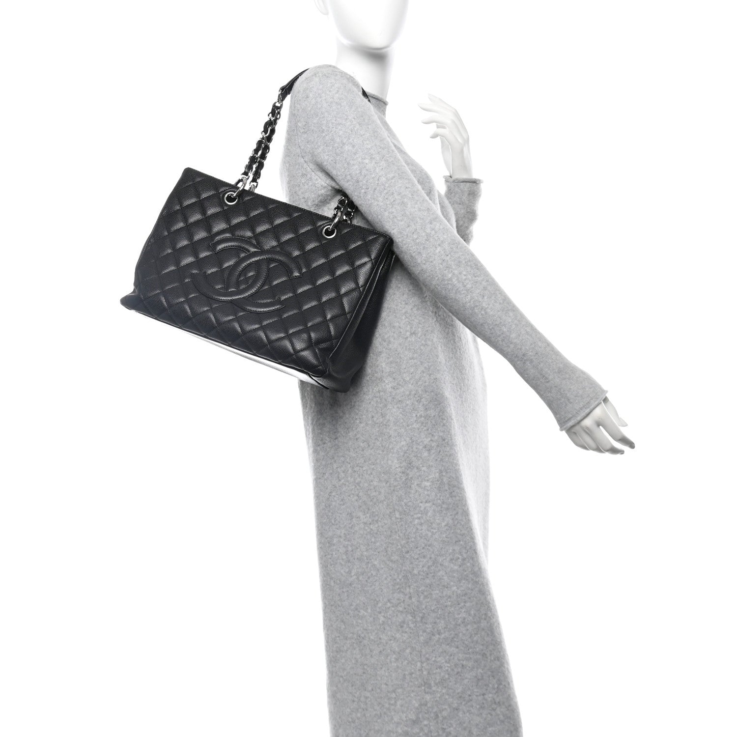 Caviar Quilted Grand Shopping Tote GST Black
