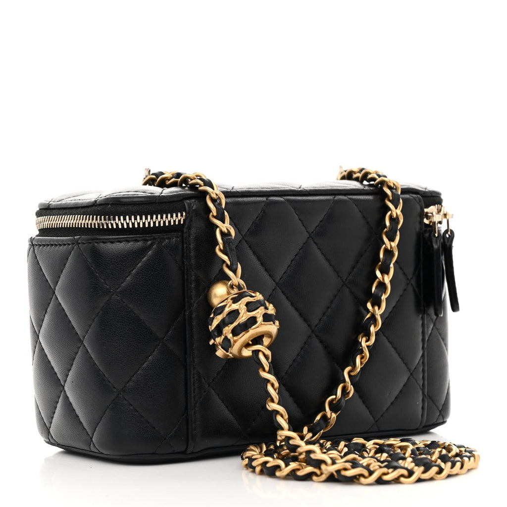 Lambskin Quilted Pearl Crush Small Vanity Case With Chain Black