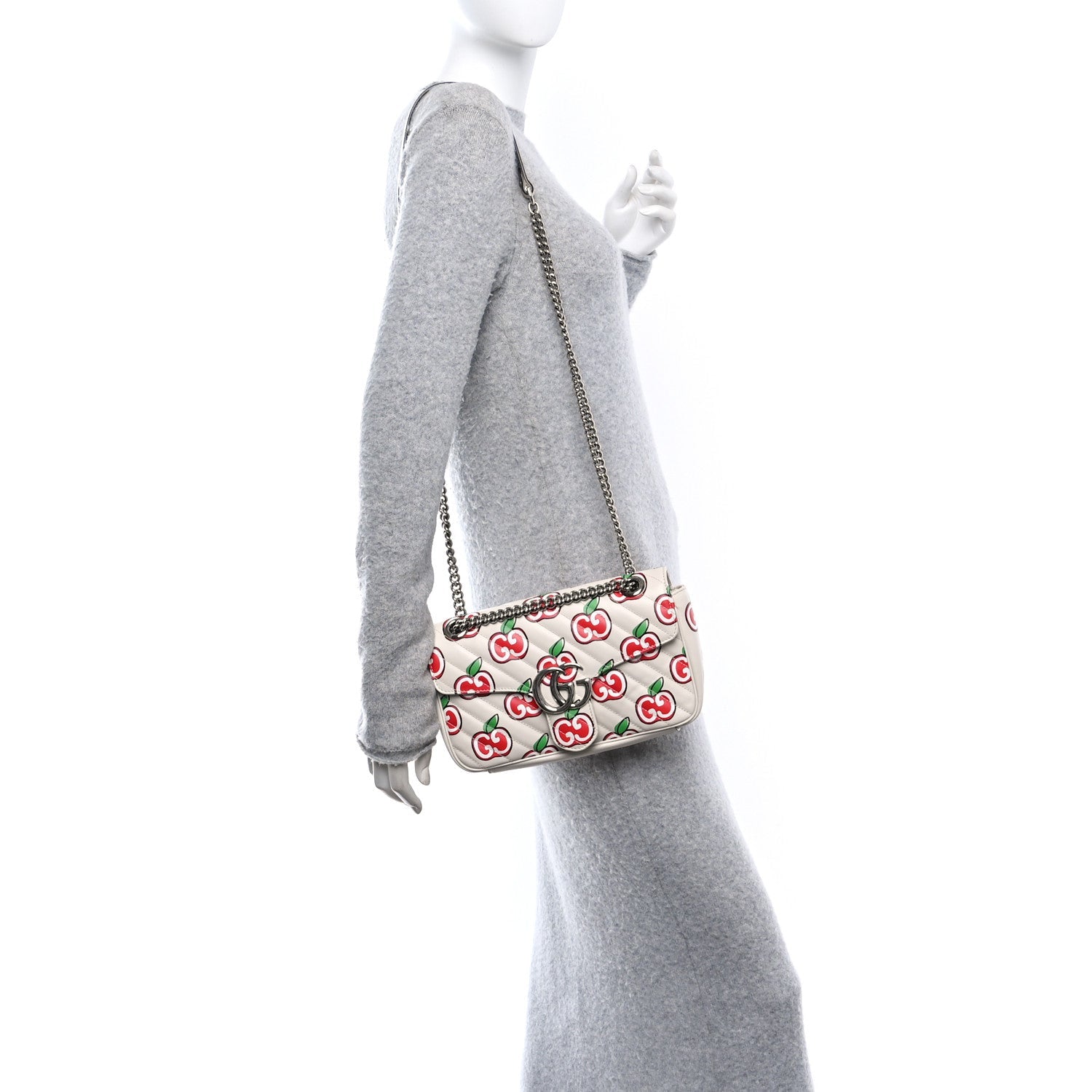 Calfskin Monogram Matelasse Diagonal GG Apple Small GG Marmont Shoulder Bag Ivory