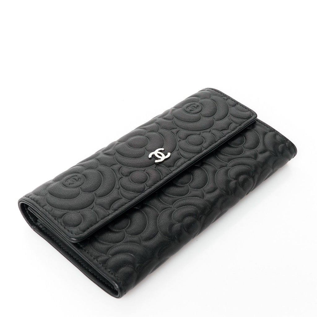 Lambskin Embossed Camellia Large Gusset Flap Wallet Black