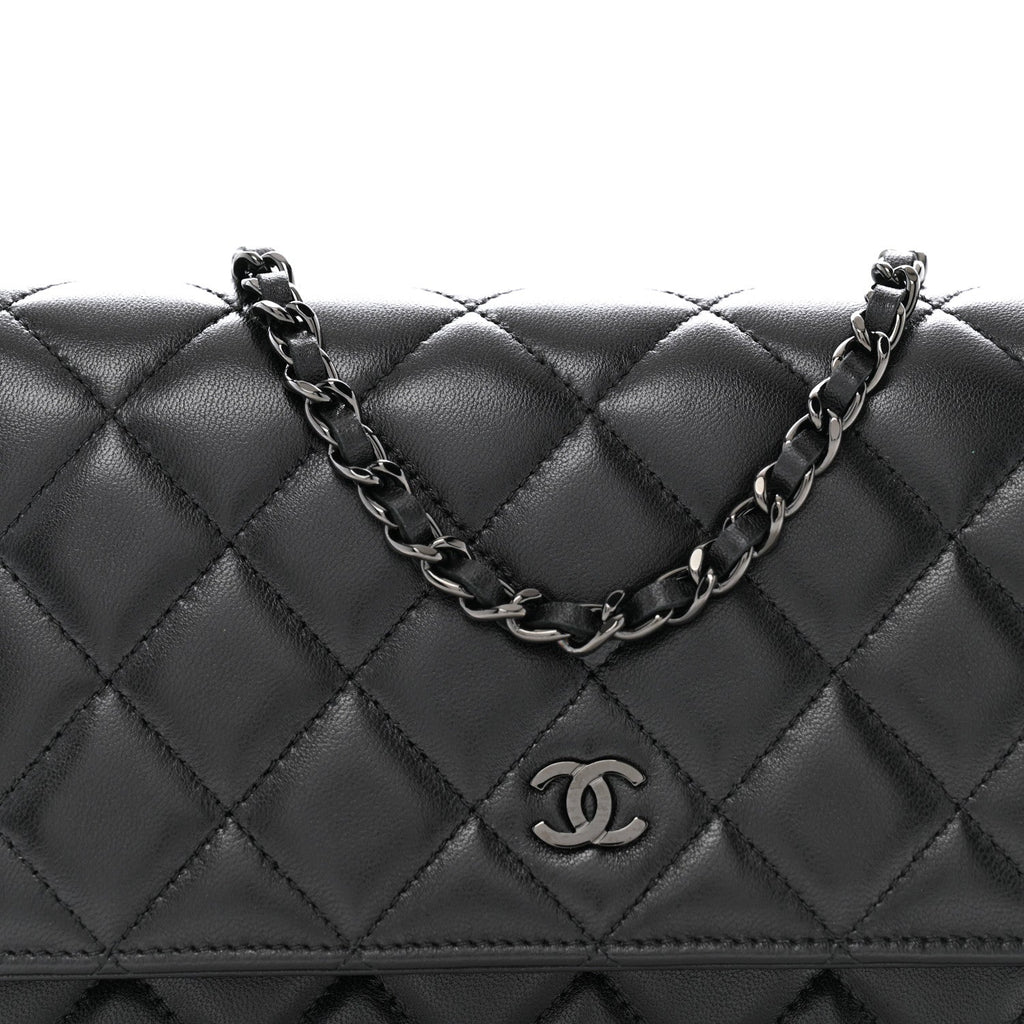 Lambskin Quilted Wallet On Chain WOC So Black