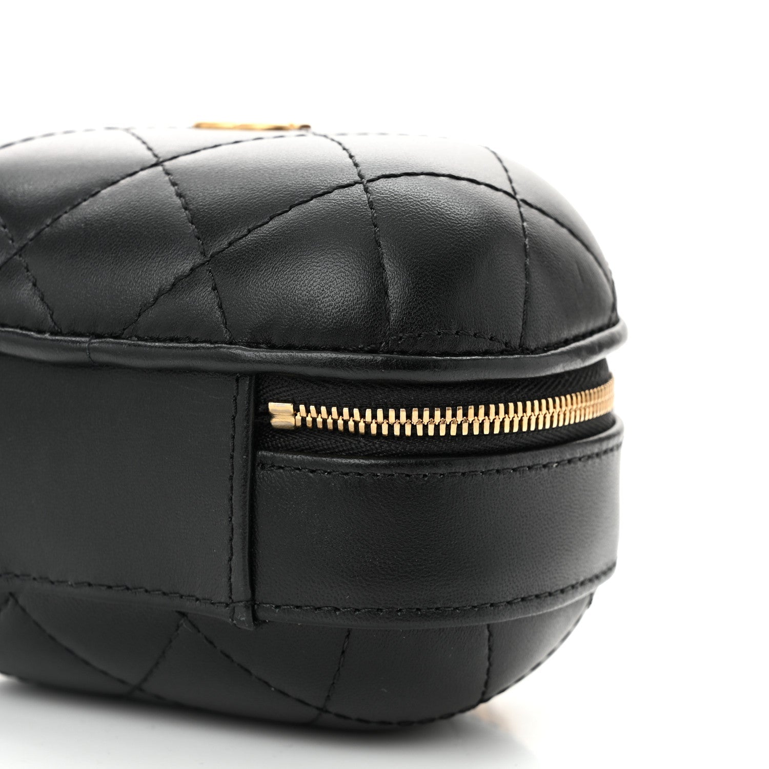 Lambskin Quilted Small CC Bubble Vanity Case With Chain Black