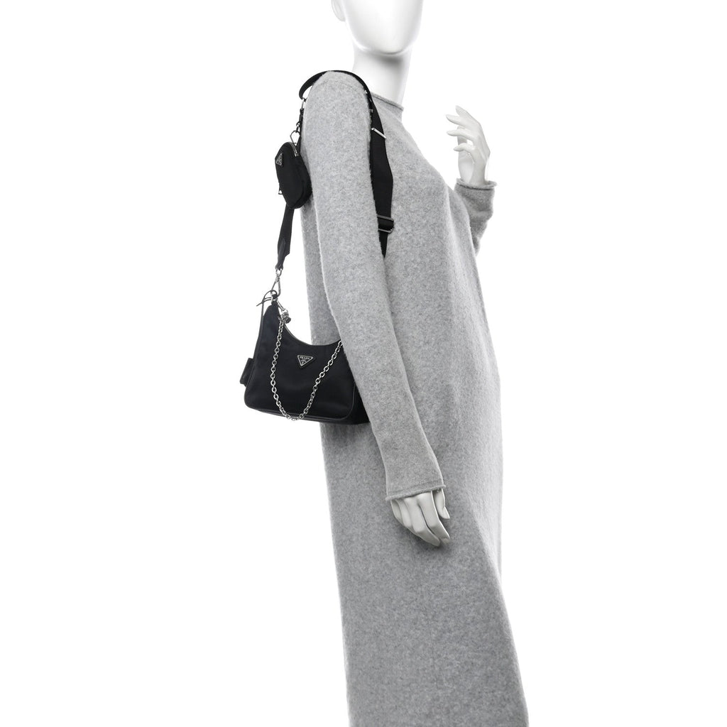 Re-Nylon Saffiano Re-Edition 2005 Shoulder Bag Black