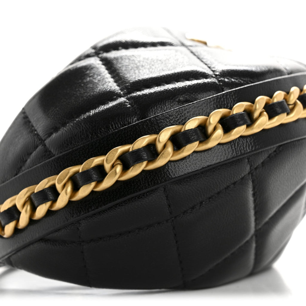 Shiny Crumpled Lambskin Quilted Chain Around Mini Pouch Black
