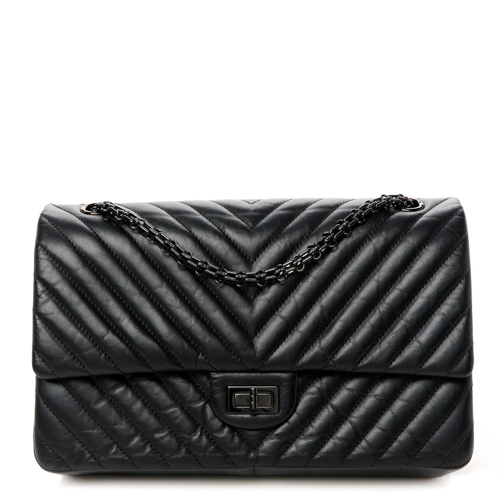 Aged Calfskin Chevron Quilted 2.55 Reissue 226 Flap So Black